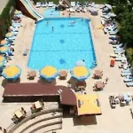 Курортний комплекс Elysee Garden Family Аланія