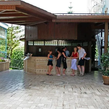 Курортний комплекс Elysee Garden Family Аланія