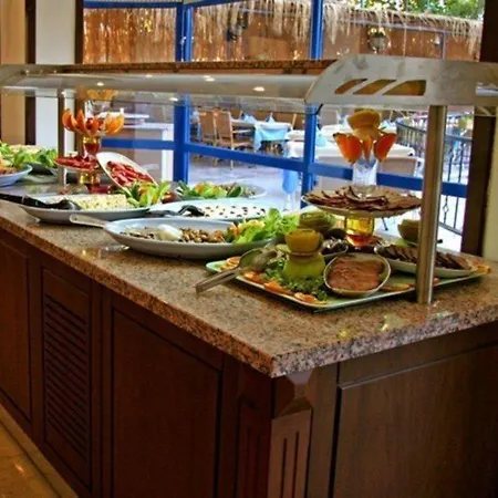 リゾート Elysee Garden Family 3*