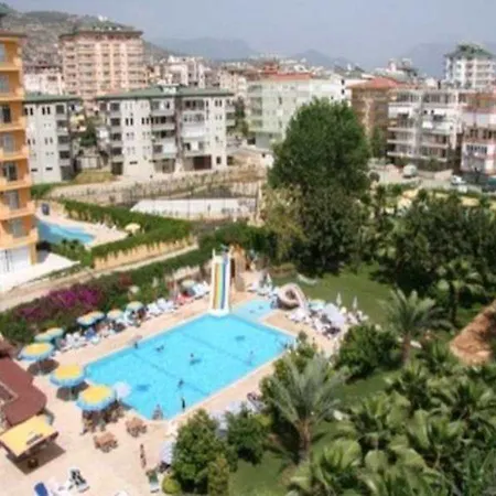 リゾート Elysee Garden Family