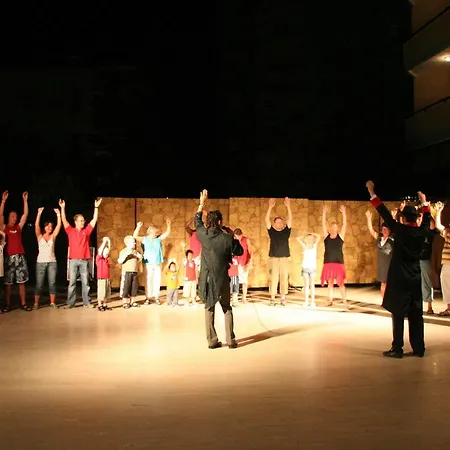 リゾート Elysee Garden Family 3*