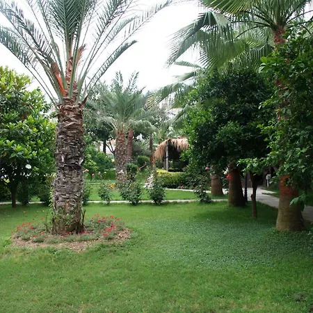 Θέρετρο Elysee Garden Family Αλάνια